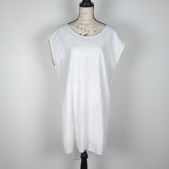 Old Navy White Eyelet Dress Coverup - Picture 1 of 6